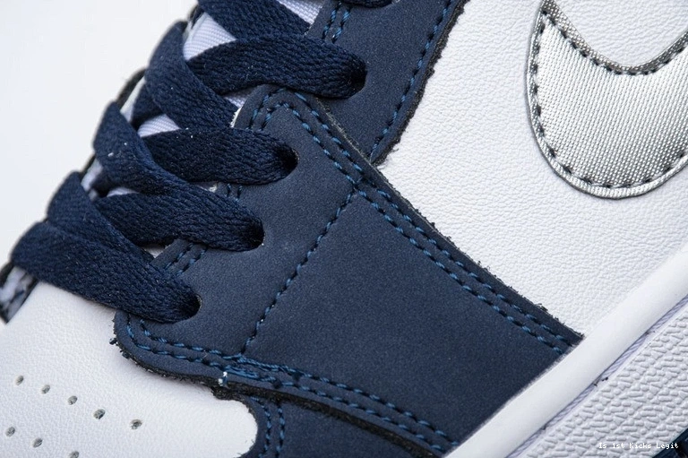 SB CJ7891-400 Midnight Jordan  Low 1 Navy 1022